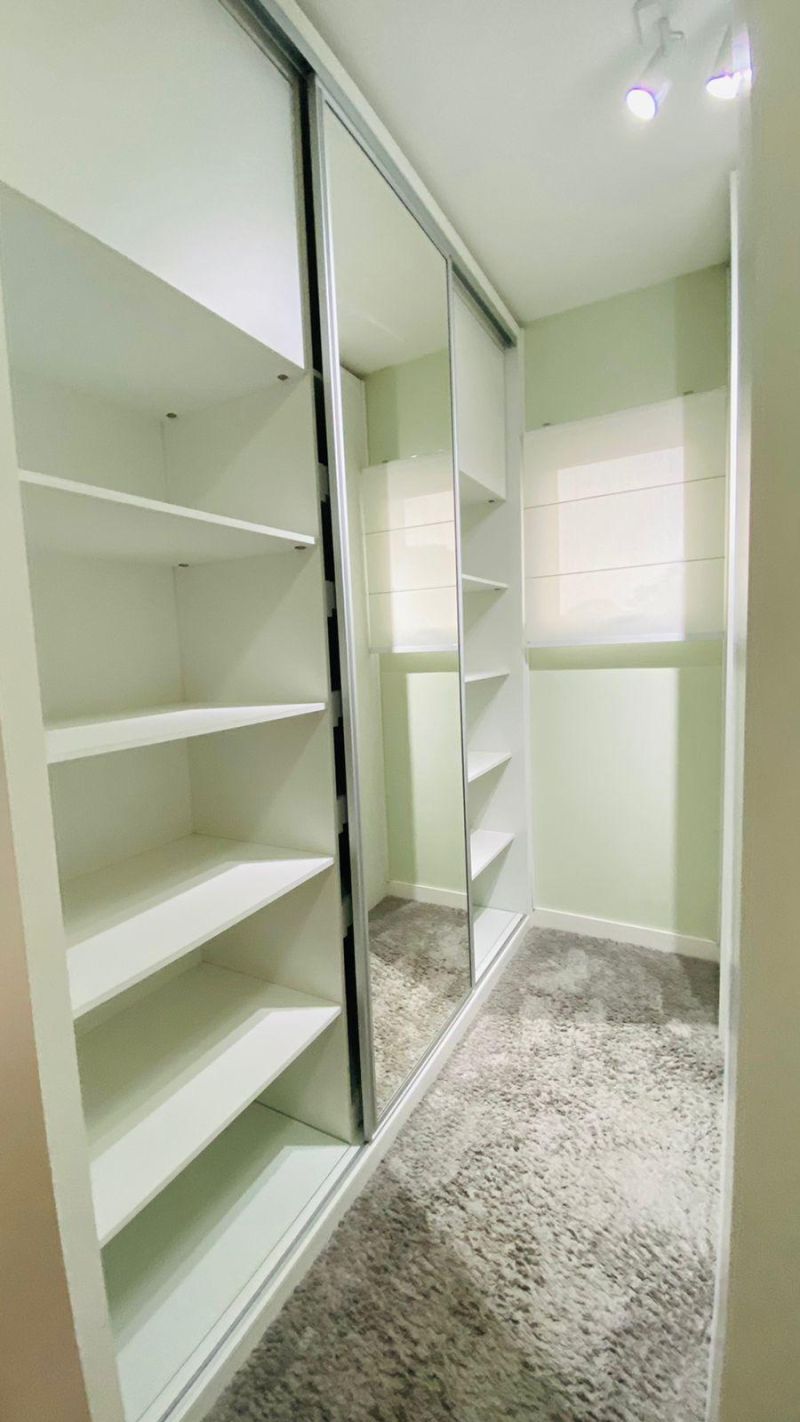 Apartamento com 4 banheiros e 157m² à venda no bairro Centro, Taquara