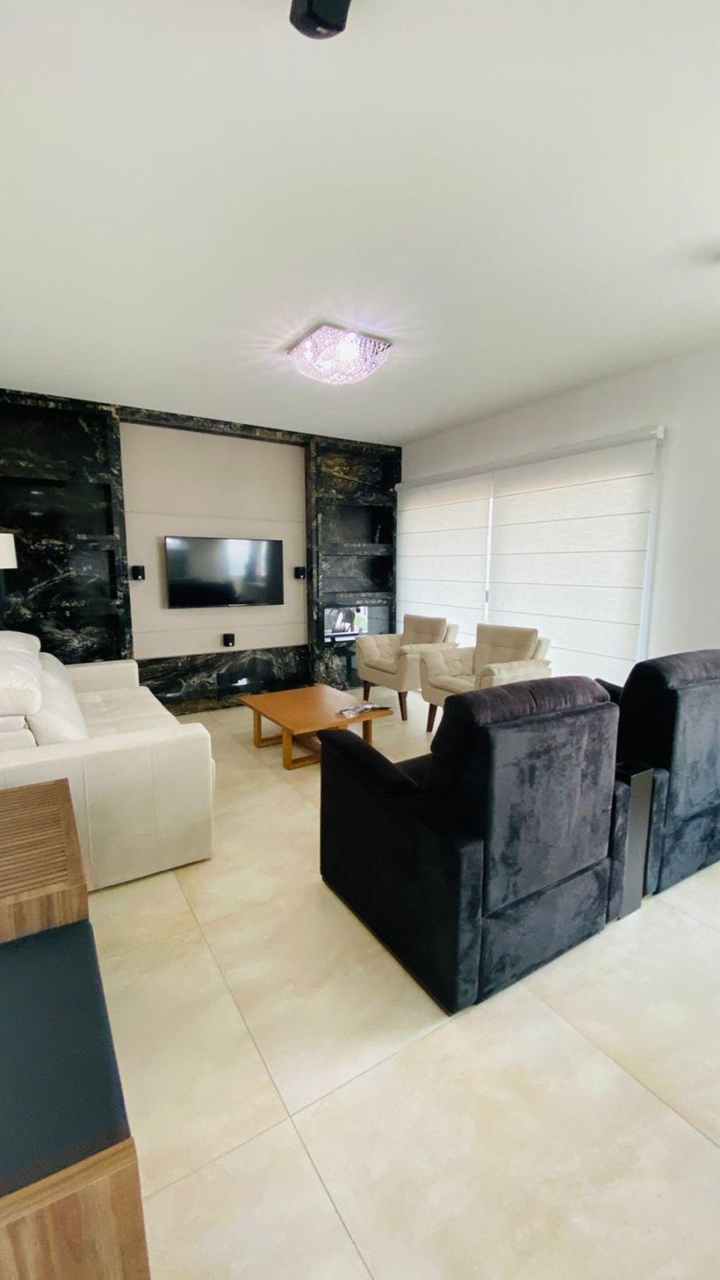 Apartamento com 4 banheiros e 157m² à venda no bairro Centro, Taquara