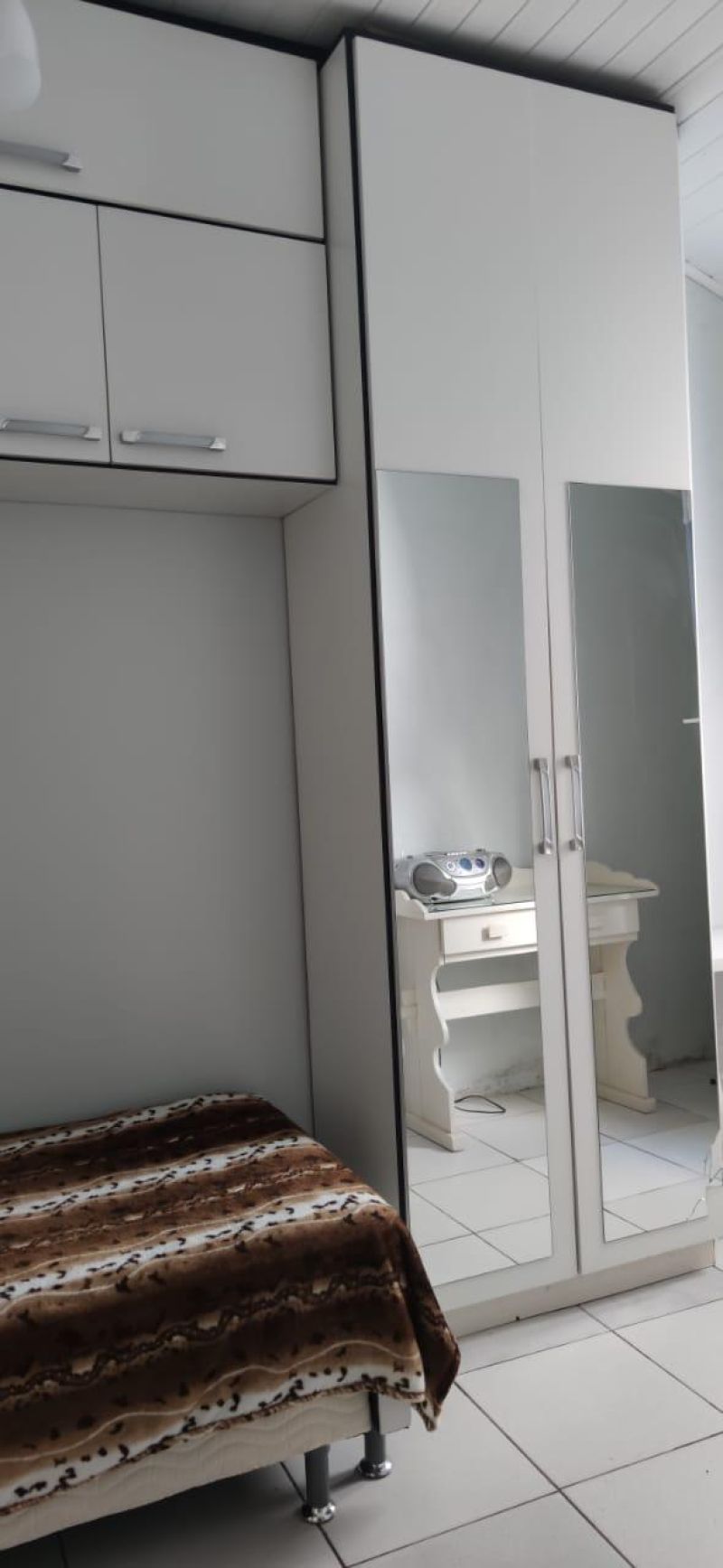 Casa com 1 quarto, 3 banheiros e 220m² à venda no bairro Centro, Taquara