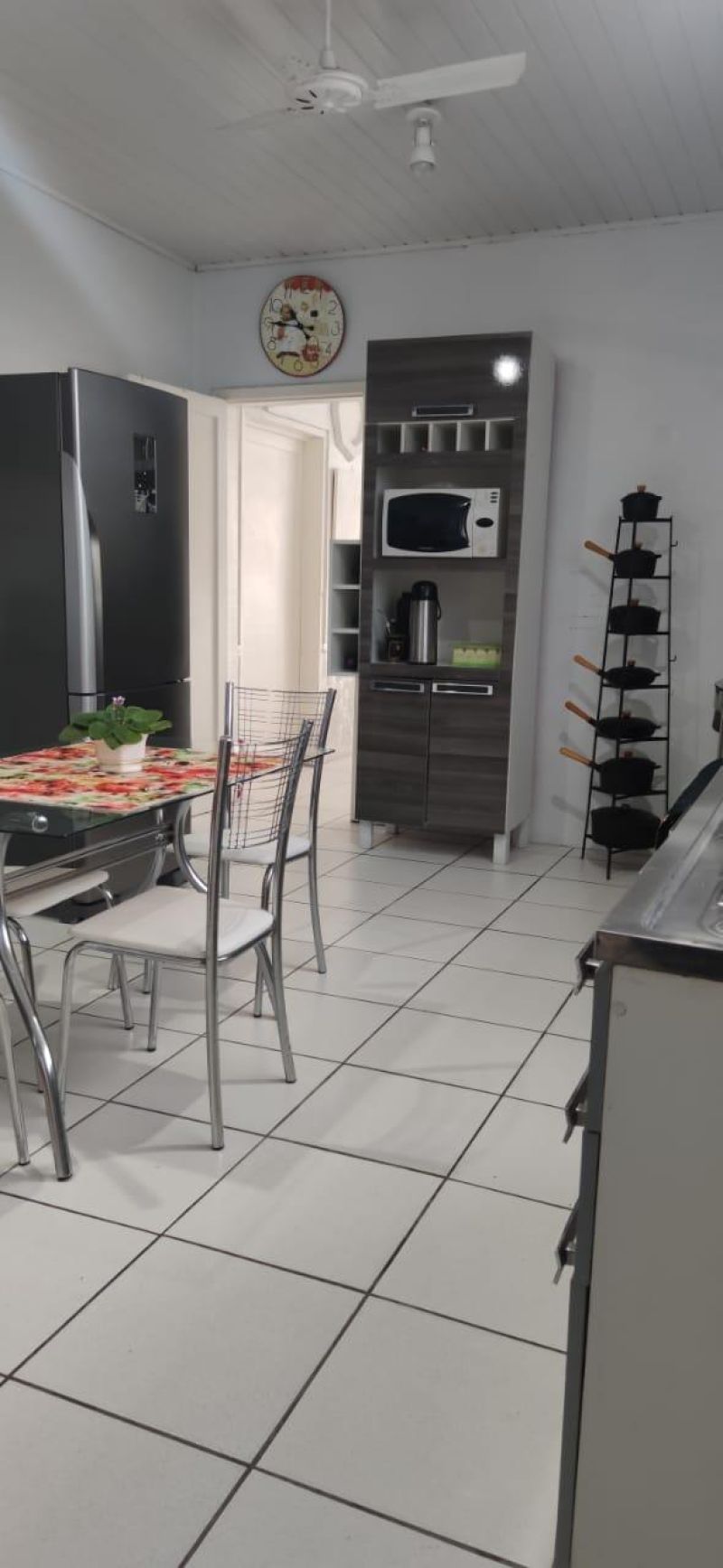 Casa com 1 quarto, 3 banheiros e 220m² à venda no bairro Centro, Taquara