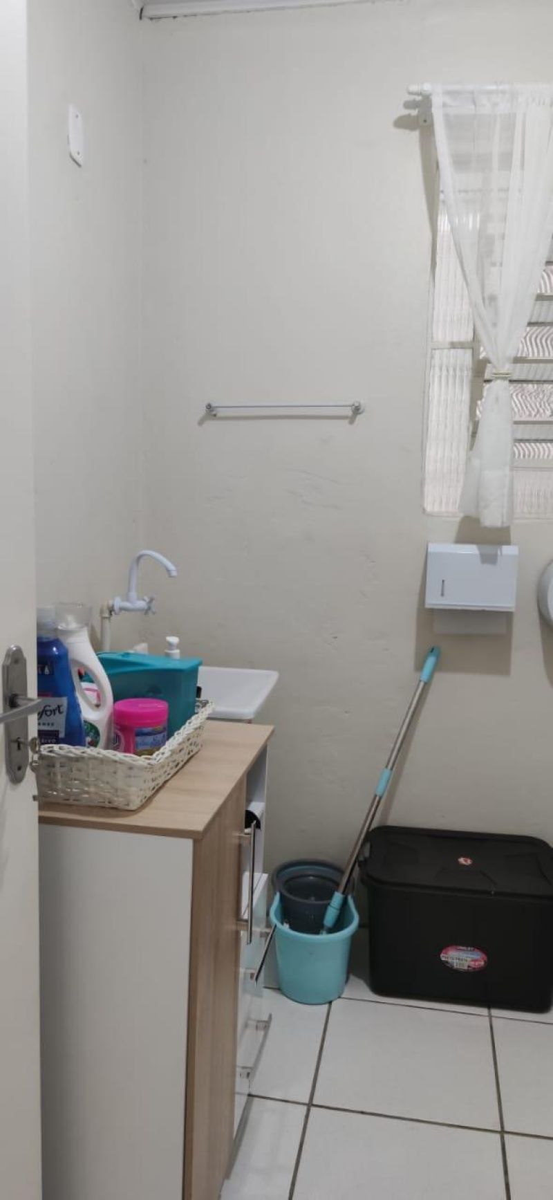 Casa com 1 quarto, 3 banheiros e 220m² à venda no bairro Centro, Taquara