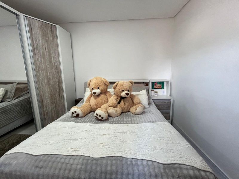 Apartamento com 1 quarto, 2 banheiros e 80m² à venda no bairro Centro, Taquara