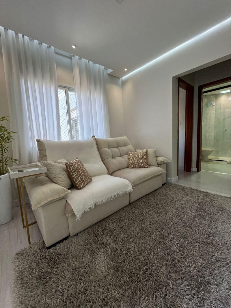 Apartamento com 1 quarto, 2 banheiros e 80m² à venda no bairro Centro, Taquara