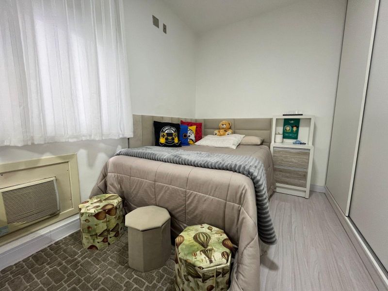 Apartamento com 1 quarto, 2 banheiros e 80m² à venda no bairro Centro, Taquara