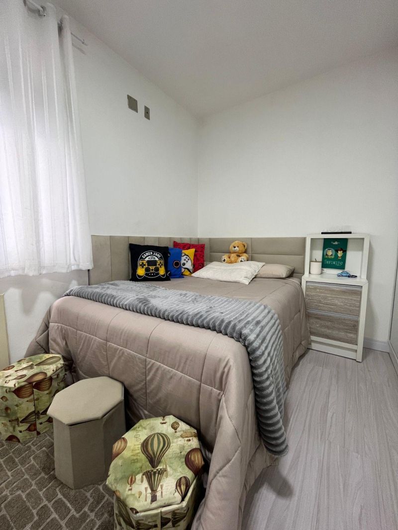 Apartamento com 1 quarto, 2 banheiros e 80m² à venda no bairro Centro, Taquara