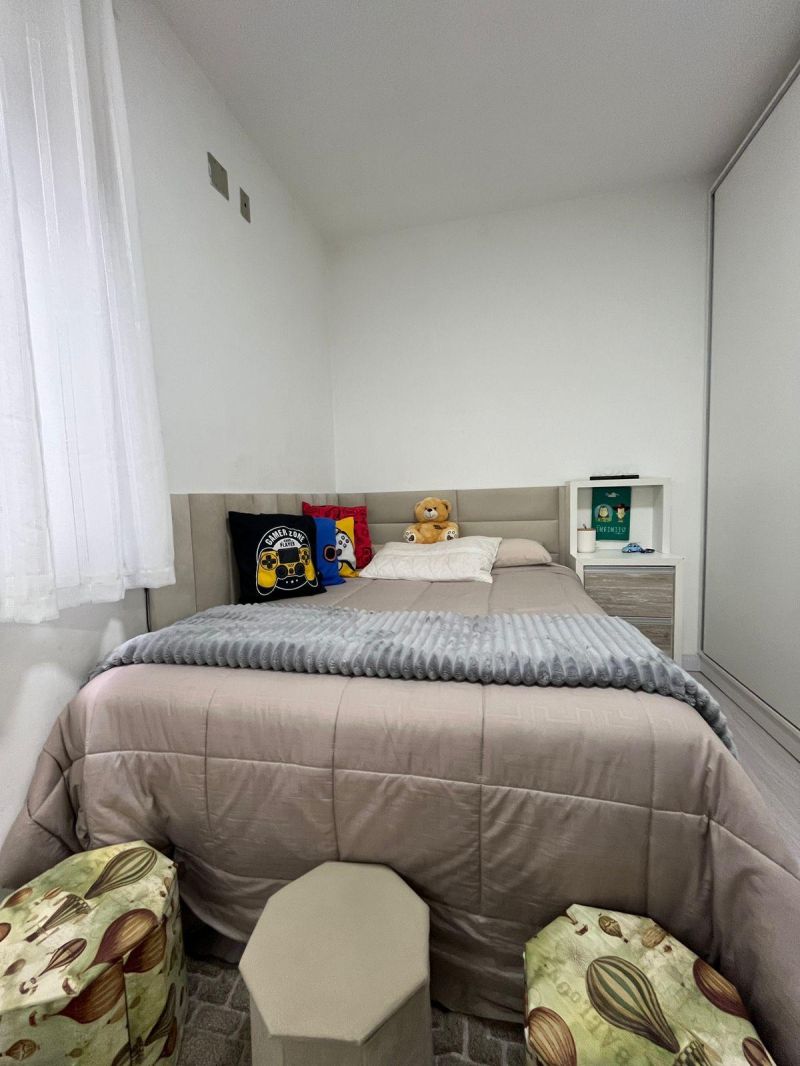 Apartamento com 1 quarto, 2 banheiros e 80m² à venda no bairro Centro, Taquara