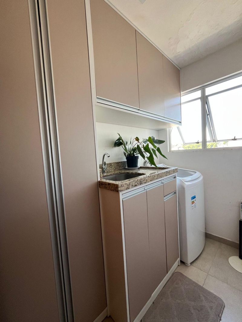 Apartamento com 1 quarto, 2 banheiros e 80m² à venda no bairro Centro, Taquara