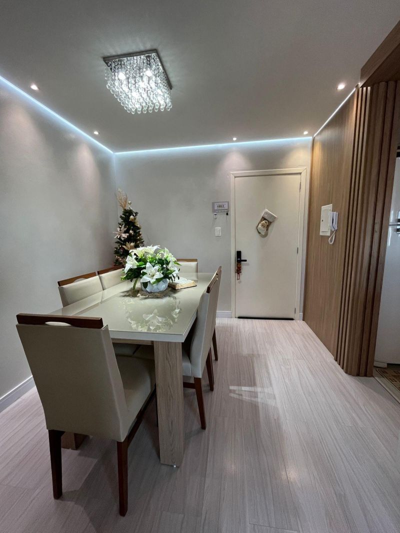 Apartamento com 1 quarto, 2 banheiros e 80m² à venda no bairro Centro, Taquara