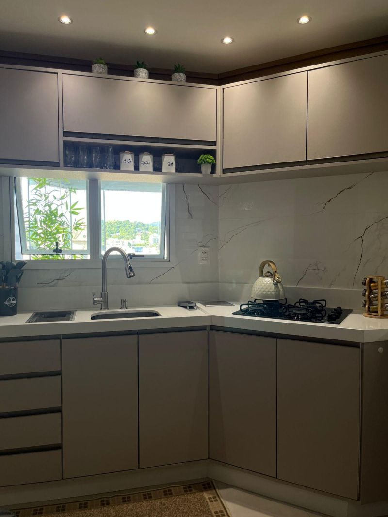 Apartamento com 1 quarto, 2 banheiros e 80m² à venda no bairro Centro, Taquara