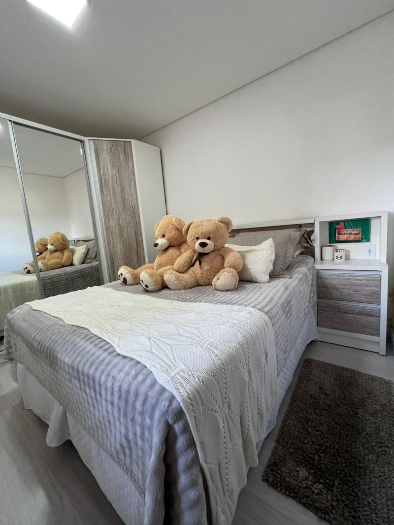 Apartamento com 1 quarto, 2 banheiros e 80m² à venda no bairro Centro, Taquara