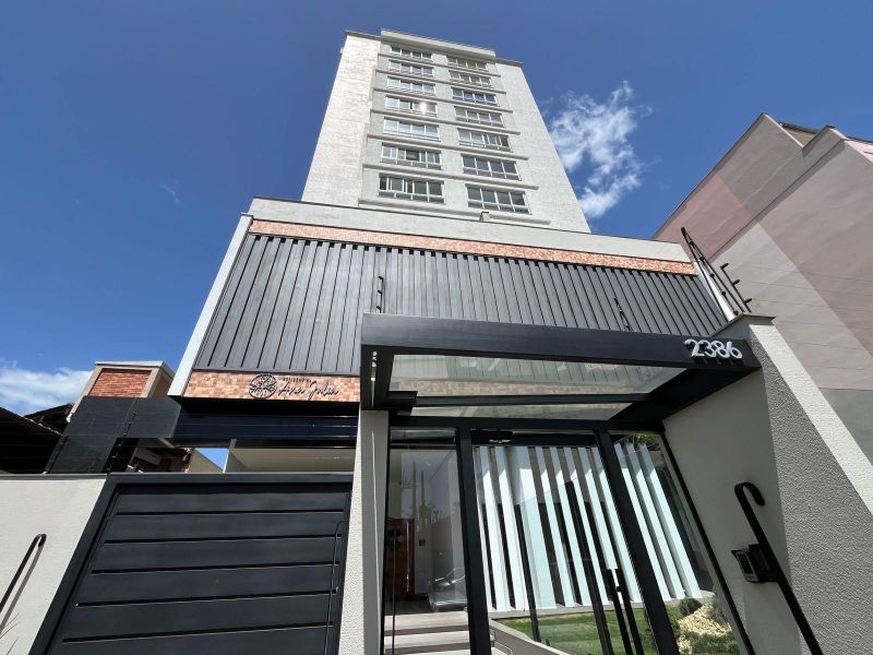 Apartamento com 2 quartos, 2 banheiros e 89m² à venda no bairro Centro, Taquara