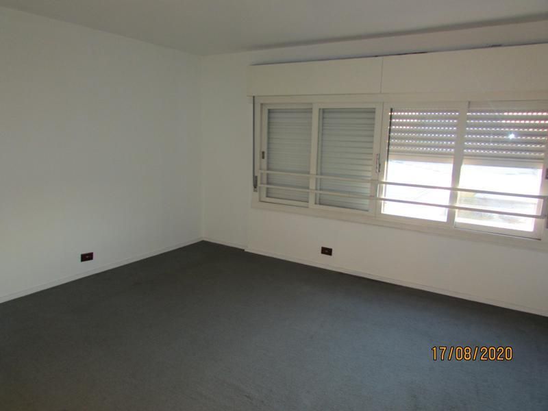 Apartamento com 3 quartos, 2 banheiros e 130m² à venda no bairro Centro, Taquara