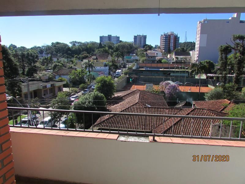 Apartamento com 3 quartos, 2 banheiros e 130m² à venda no bairro Centro, Taquara