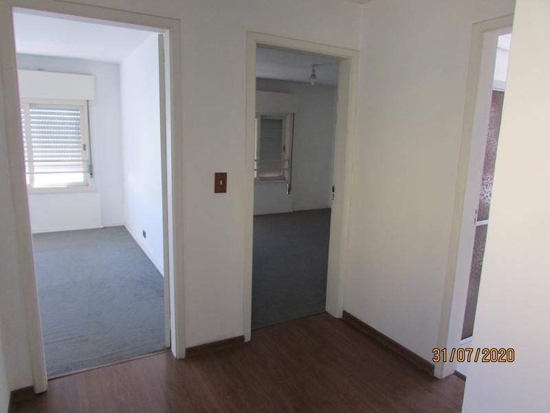 Apartamento com 3 quartos, 2 banheiros e 130m² à venda no bairro Centro, Taquara