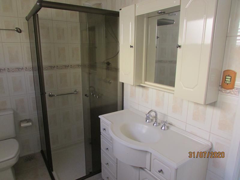 Apartamento com 3 quartos, 2 banheiros e 130m² à venda no bairro Centro, Taquara