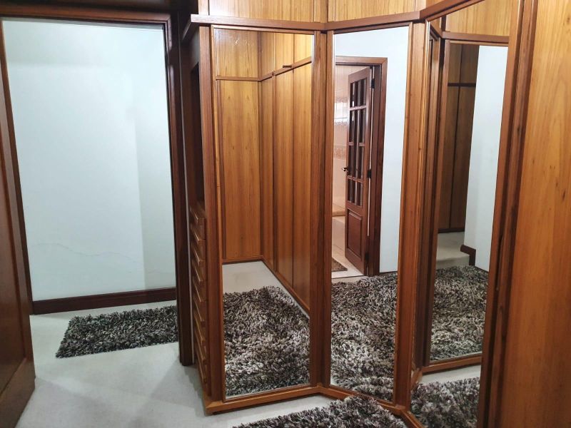 Casa com 4 quartos, 6 banheiros e 655m² à venda no bairro Morro do Leoncio, Taquara