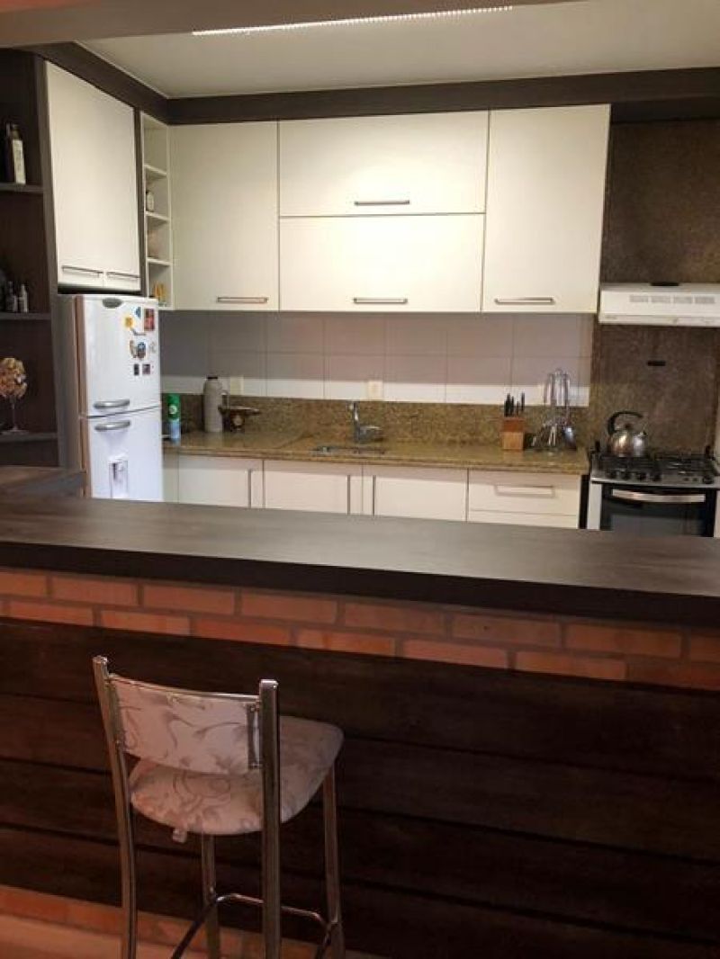 Apartamento com 2 quartos, 1 banheiro e 80m² à venda no bairro Centro, Taquara