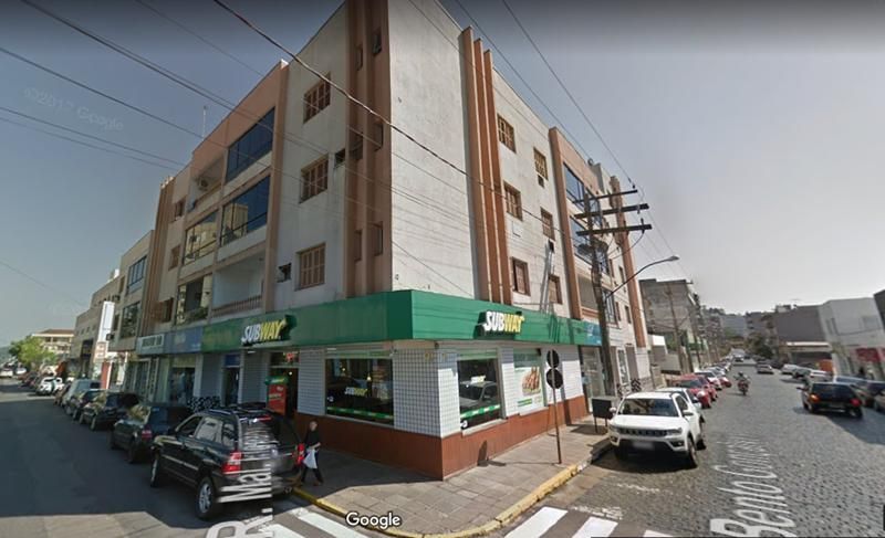Apartamento com 2 quartos, 2 banheiros e 71m² à venda no bairro Centro, Taquara