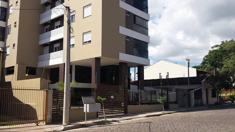 Apartamento com 1 quarto, 2 banheiros e 76m² à venda no bairro Centro, Taquara