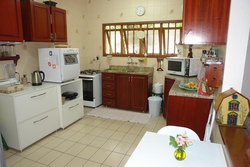 Casa com 2 quartos, 4 banheiros e 263m² à venda no bairro Centro, Taquara