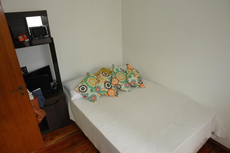 Casa com 2 quartos, 4 banheiros e 263m² à venda no bairro Centro, Taquara