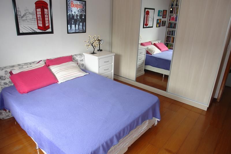 Casa com 2 quartos, 4 banheiros e 263m² à venda no bairro Centro, Taquara