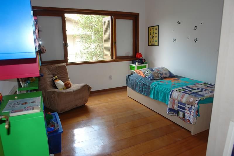 Casa com 2 quartos, 4 banheiros e 263m² à venda no bairro Centro, Taquara