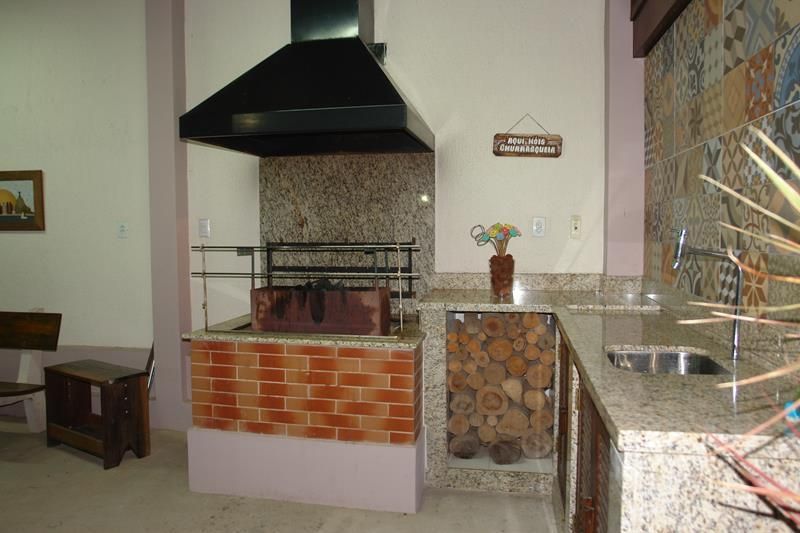 Casa com 2 quartos, 4 banheiros e 263m² à venda no bairro Centro, Taquara