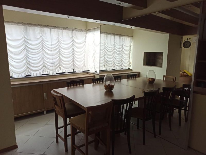 Apartamento com 1 quarto, 2 banheiros e 100m² à venda no bairro Centro, Taquara