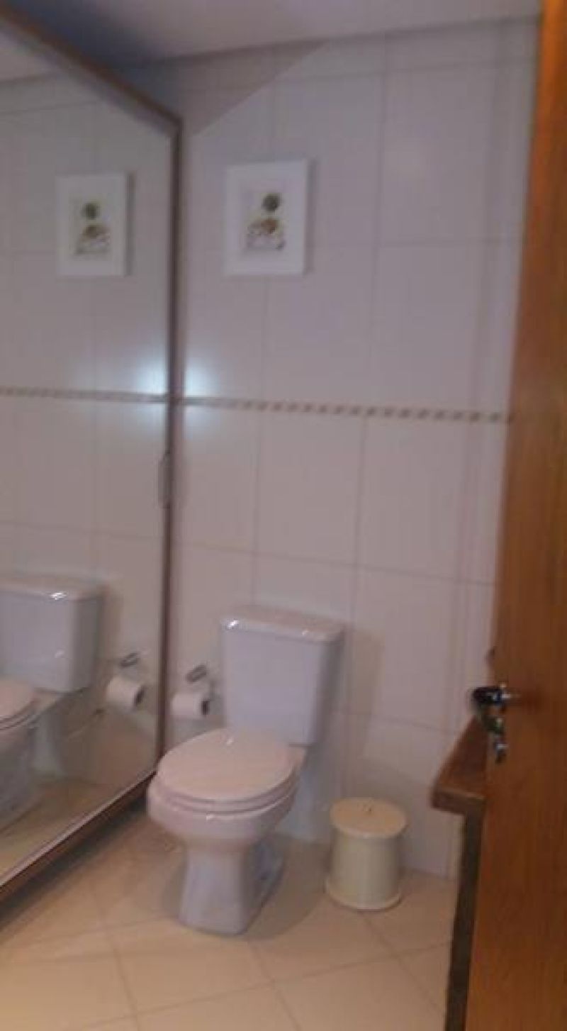 Apartamento com 1 quarto, 2 banheiros e 100m² à venda no bairro Centro, Taquara