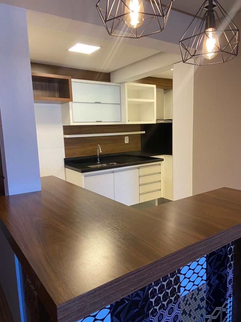 Apartamento com 2 quartos, 1 banheiro e 60m² à venda no bairro Centro, Taquara