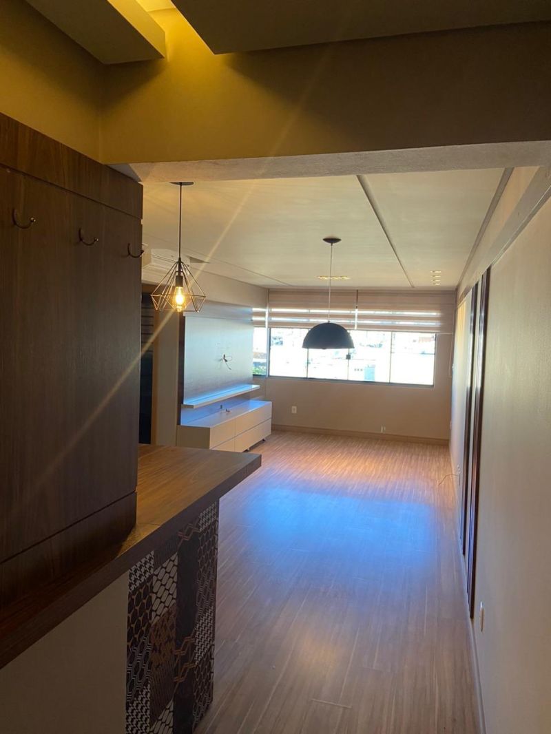 Apartamento com 2 quartos, 1 banheiro e 60m² à venda no bairro Centro, Taquara