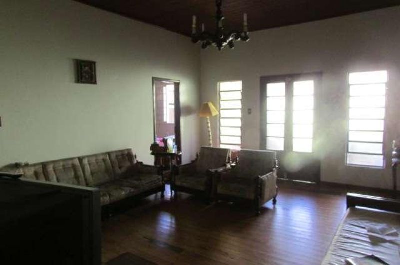 Casa com 3 quartos, 2 banheiros e 200m² à venda no bairro Centro, Taquara