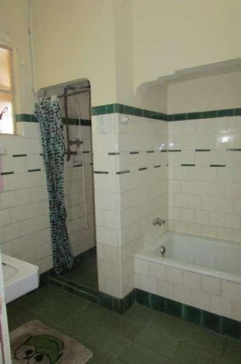Casa com 3 quartos, 2 banheiros e 200m² à venda no bairro Centro, Taquara
