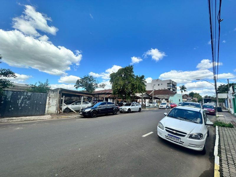 Terreno à venda no bairro Centro, Taquara
