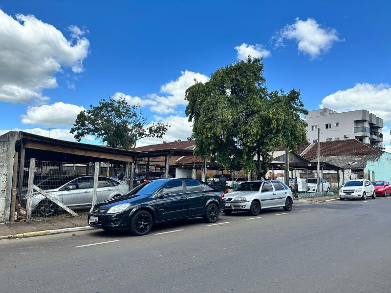 Terreno à venda no bairro Centro, Taquara