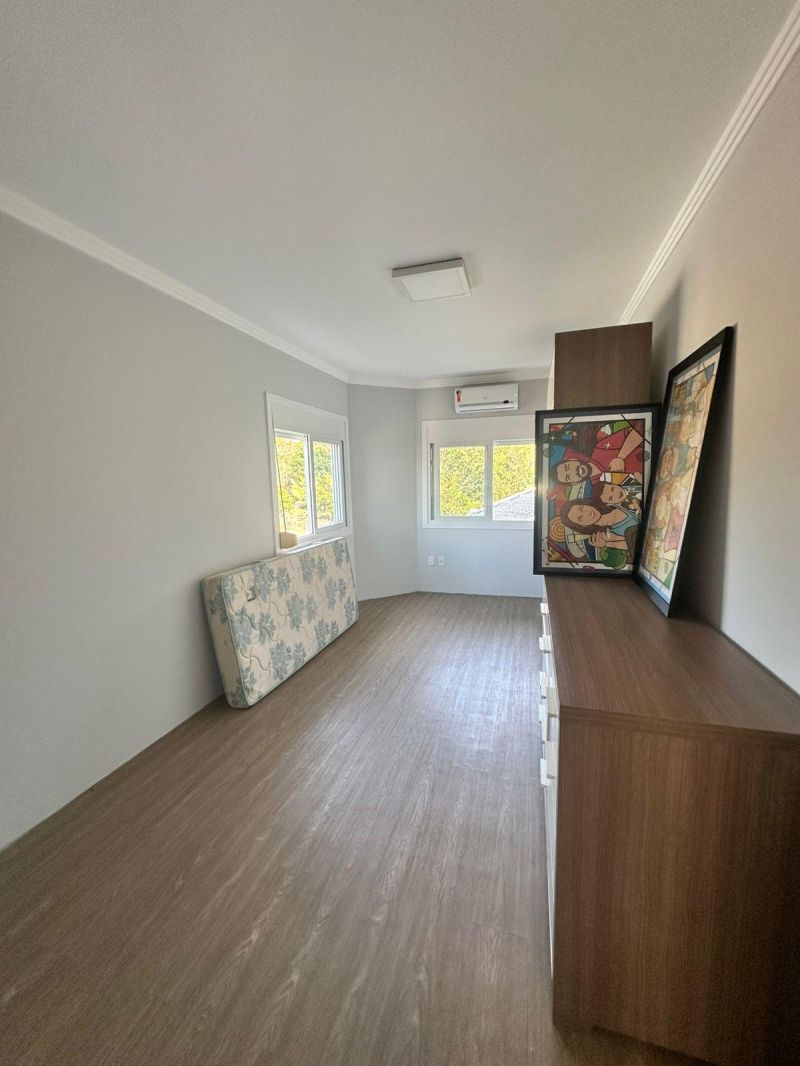 Casa com 2 quartos, 2 banheiros e 265m² à venda no bairro Jardim do Prado, Taquara