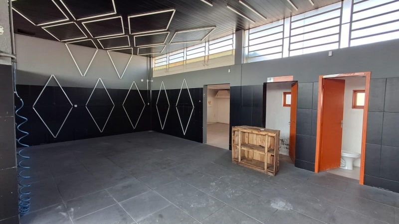 Prédio com 255m² à venda no bairro Jardim do Prado, Taquara