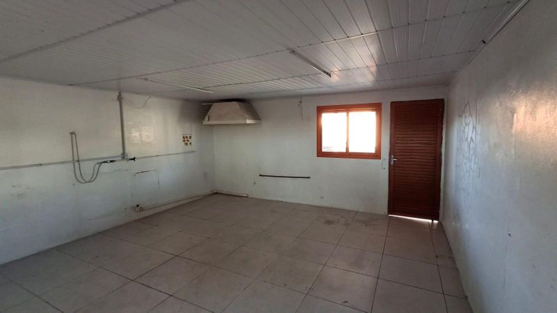 Prédio com 255m² à venda no bairro Jardim do Prado, Taquara