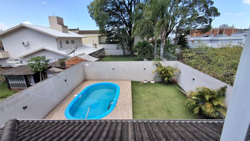 Casa com 3 quartos, 3 banheiros e 260m² à venda no bairro Jardim do Prado, Taquara
