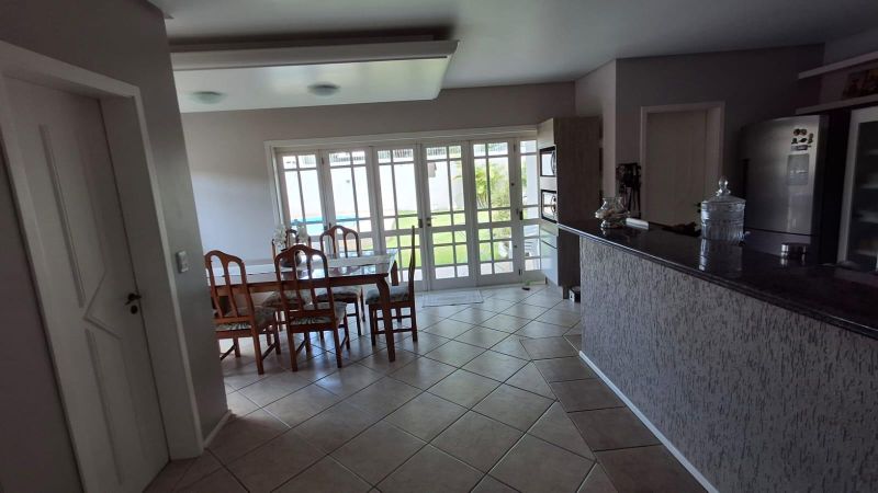 Casa com 3 quartos, 3 banheiros e 260m² à venda no bairro Jardim do Prado, Taquara