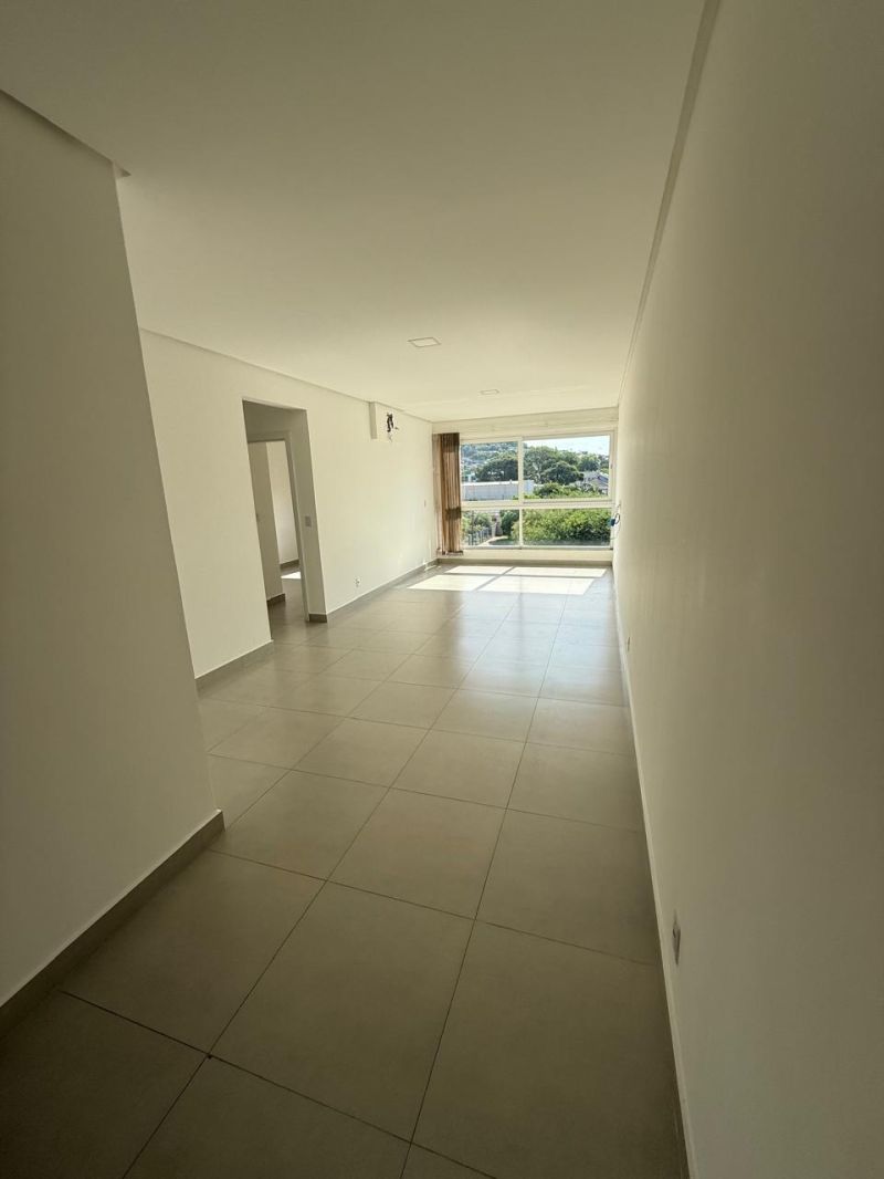 Apartamento com 2 quartos, 1 banheiro e 70m² à venda no bairro Centro, Parobe