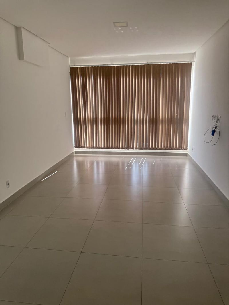 Apartamento com 2 quartos, 1 banheiro e 70m² à venda no bairro Centro, Parobe