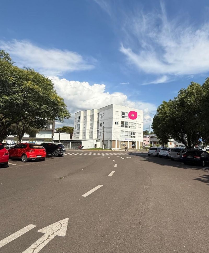Apartamento com 2 quartos, 1 banheiro e 70m² à venda no bairro Centro, Parobe
