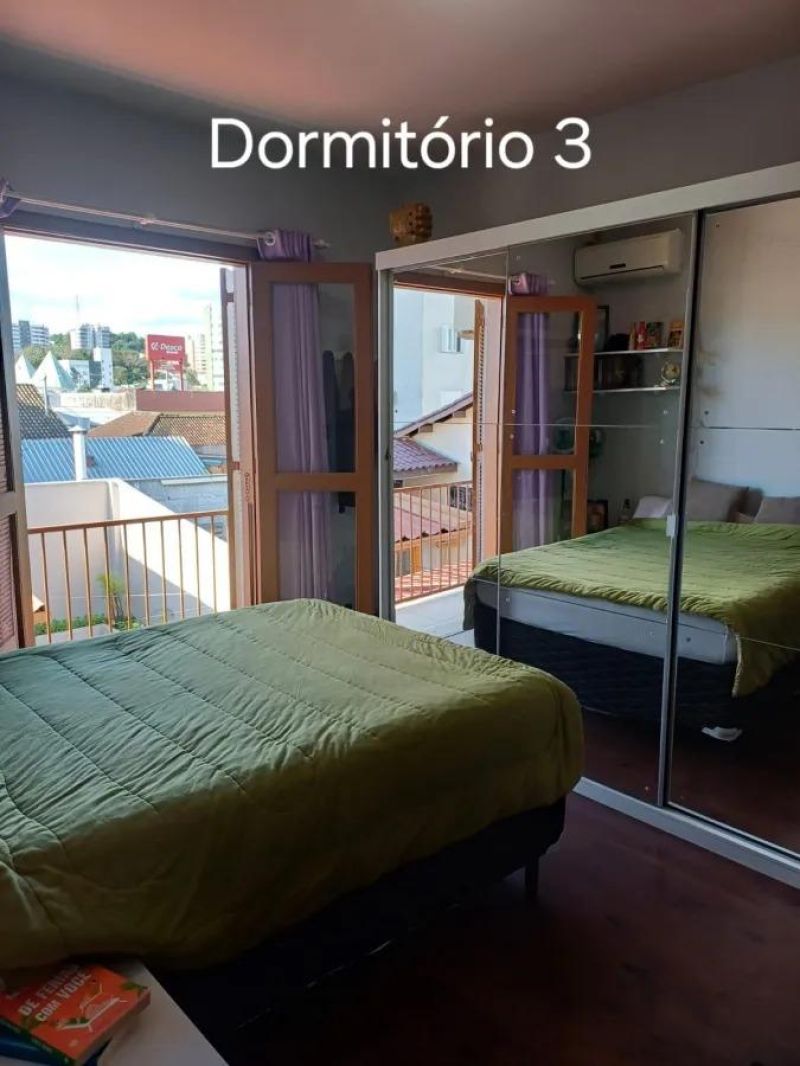 Casa com 4 quartos, 3 banheiros e 230m² à venda no bairro Jardim do Prado, Taquara