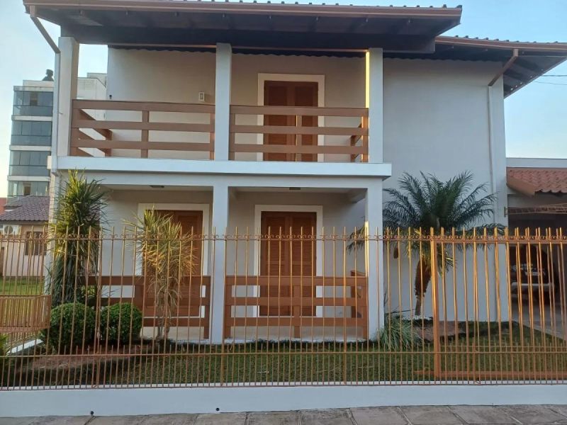 Casa com 4 quartos, 3 banheiros e 230m² à venda no bairro Jardim do Prado, Taquara