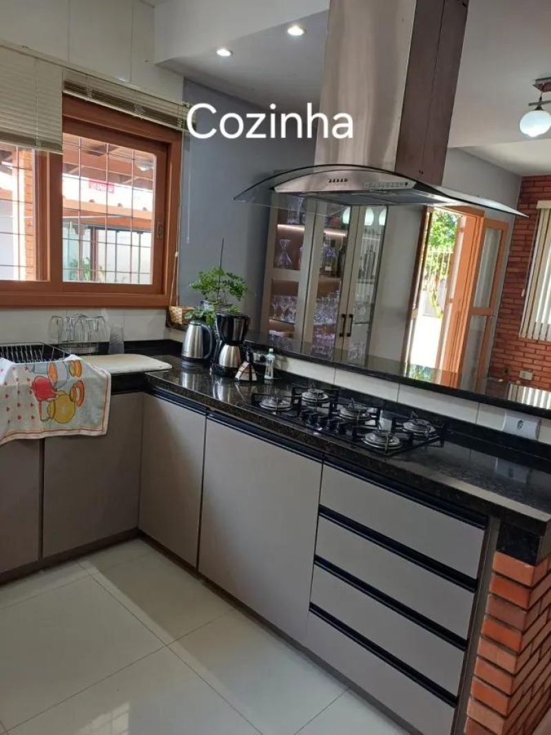 Casa com 4 quartos, 3 banheiros e 230m² à venda no bairro Jardim do Prado, Taquara