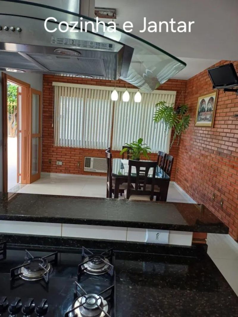 Casa com 4 quartos, 3 banheiros e 230m² à venda no bairro Jardim do Prado, Taquara