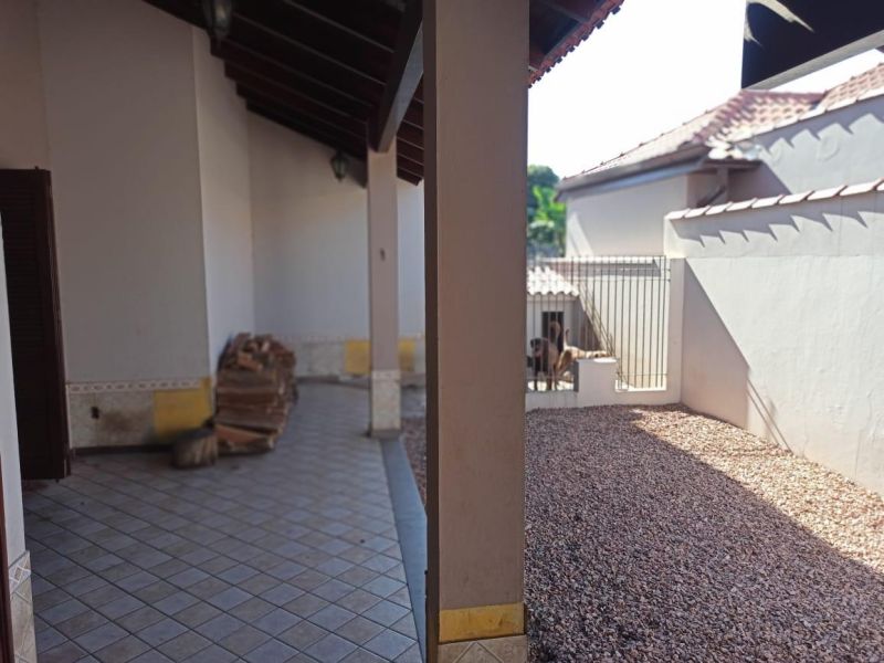 Casa com 3 quartos, 3 banheiros e 296m² à venda no bairro Jardim do Prado, Taquara