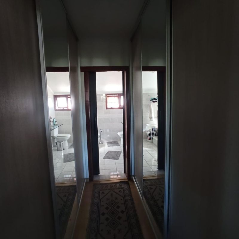 Casa com 3 quartos, 3 banheiros e 296m² à venda no bairro Jardim do Prado, Taquara